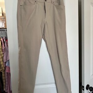 Lululemon Athletica Men's Khaki Chinos